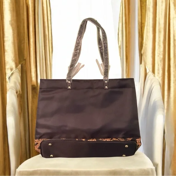 VERSACE BLACK & GOLD SCROLL LARGE TOTE BAG - Picture 2 of 5